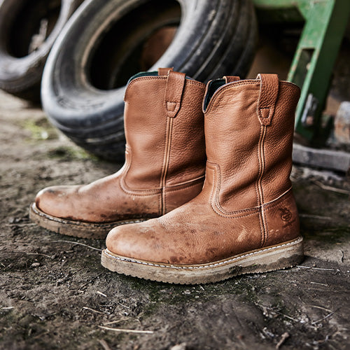 Georgia boots sitting in barn