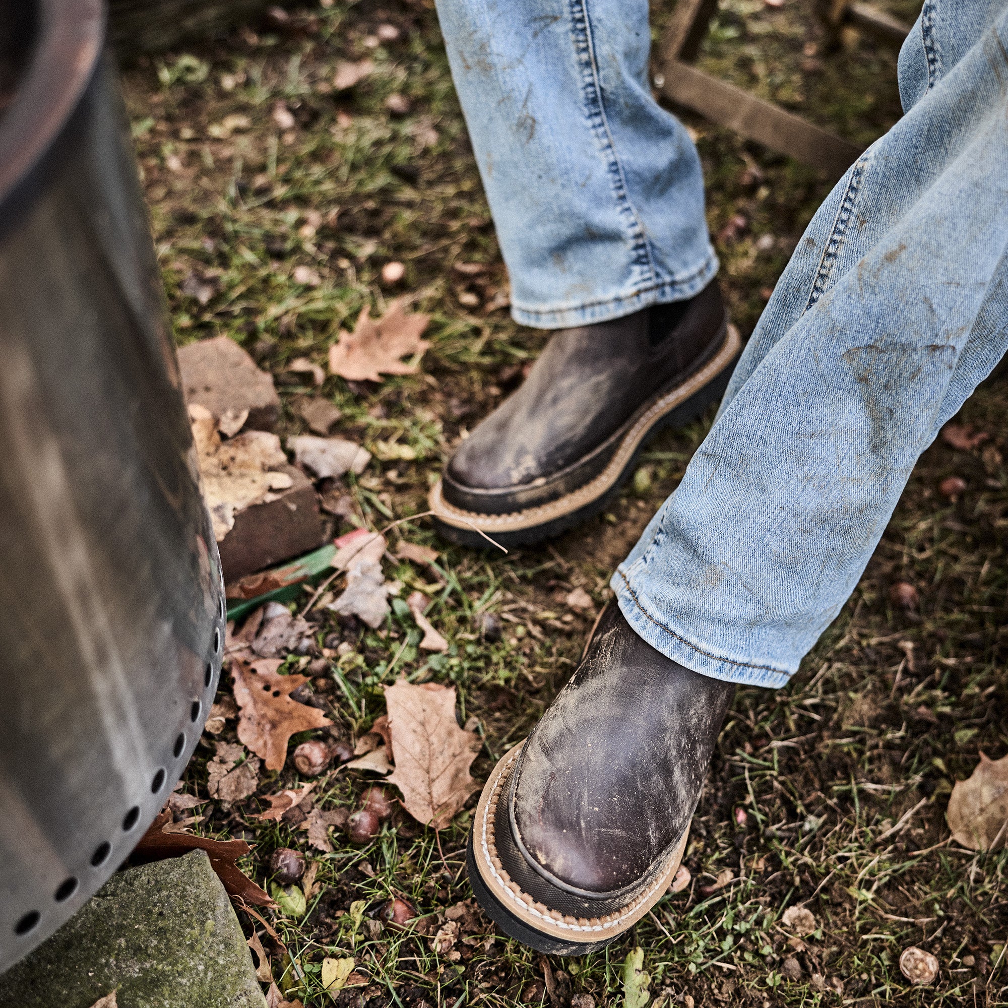 Georgia Giant Men's Soggy Brown Romeo Work Boot with Rubber Rand ...